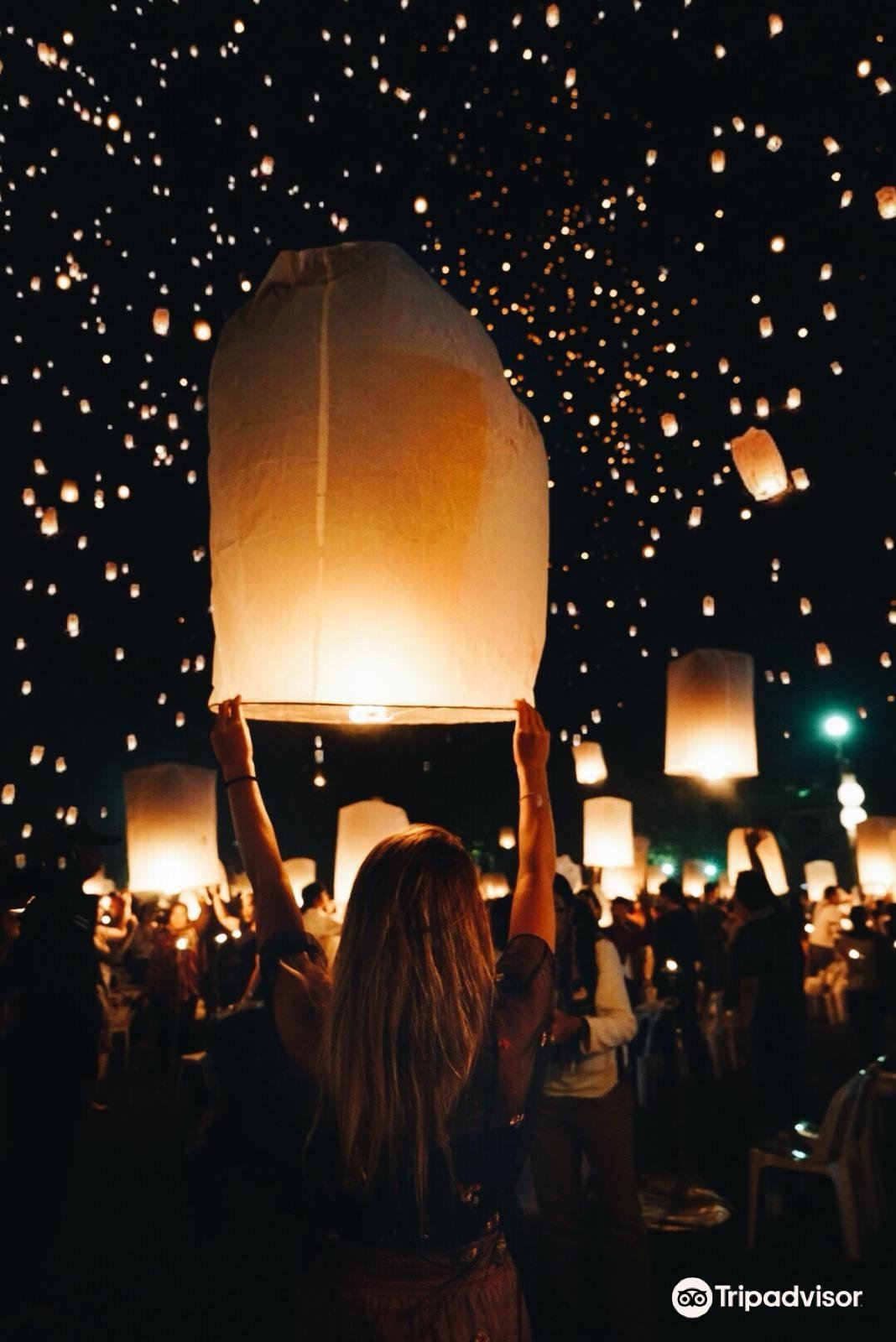 Yi Peng and Loy Krathong (Lantern Festival) | Mae On