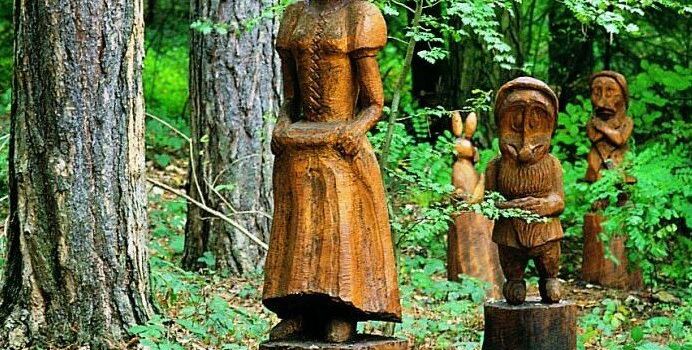 Sentier des Faînes et forêt enchantée