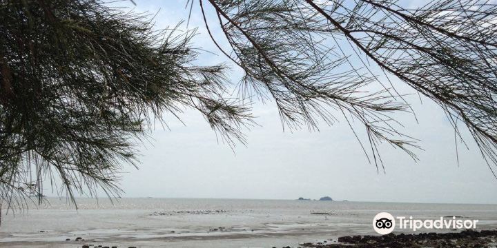 Pantai Remis