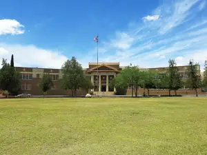 Bullion Plaza Cultural Center & Museum