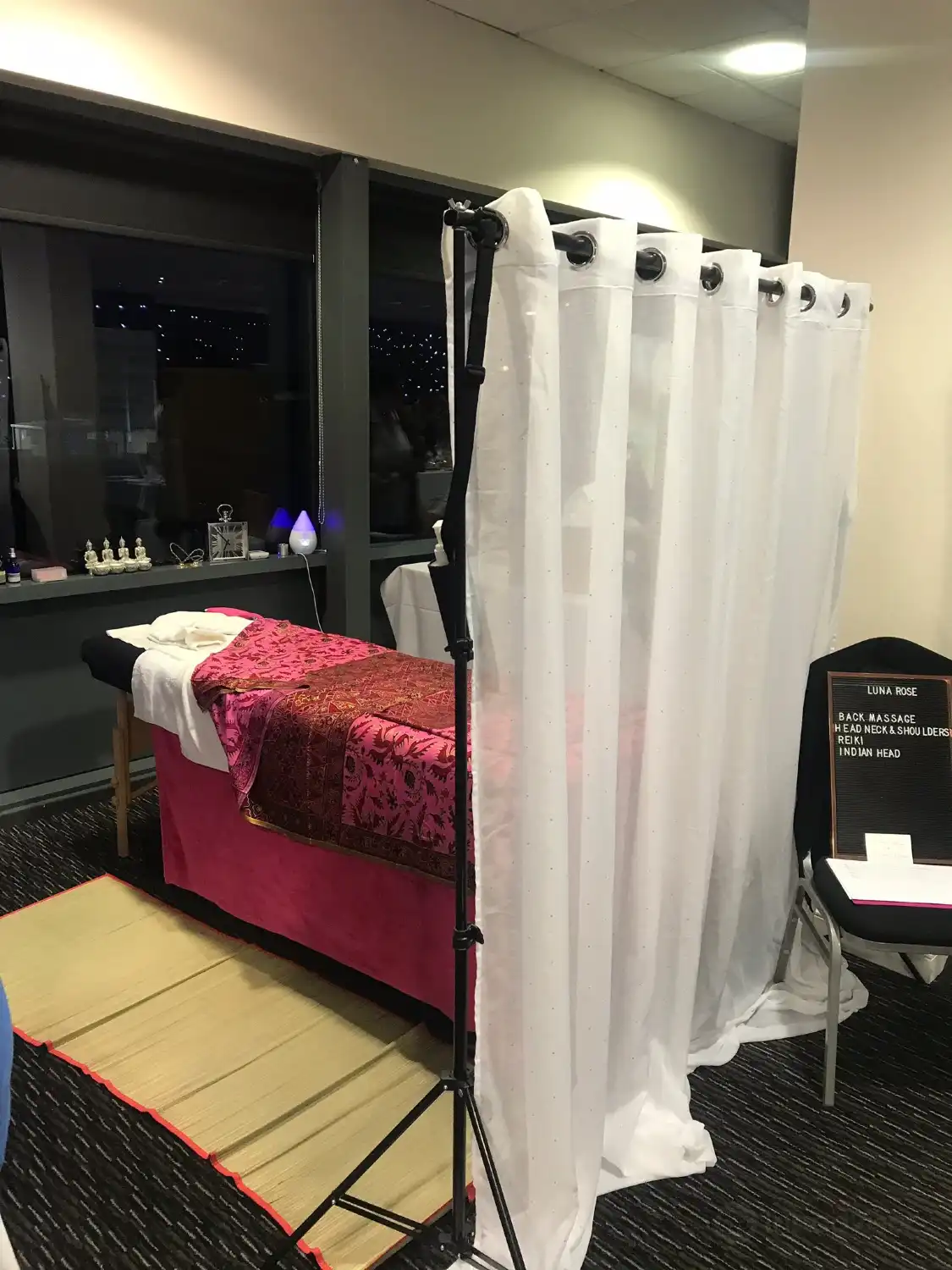 Hotels near Luna Rose - Beauty & Holistic Therapy