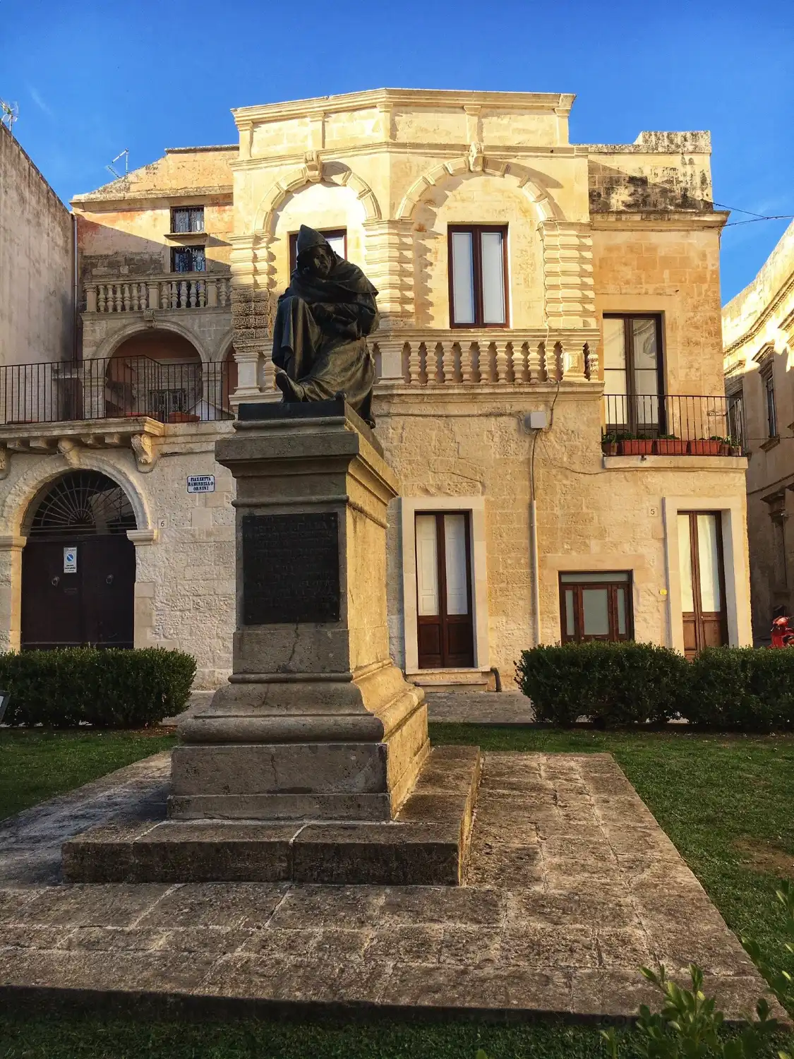 Hotel in zona Monumento a Fanfulla da Lodi