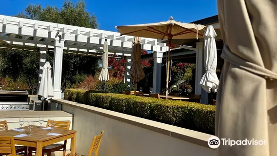 JUSTIN Vineyards and Winery