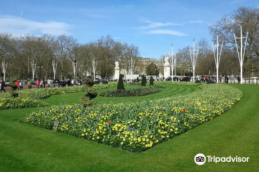 Queen Mary's Gardens