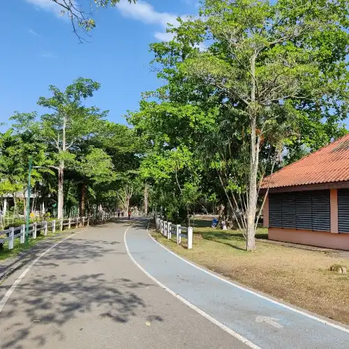 สวนสาธารณะเกาะลำพู