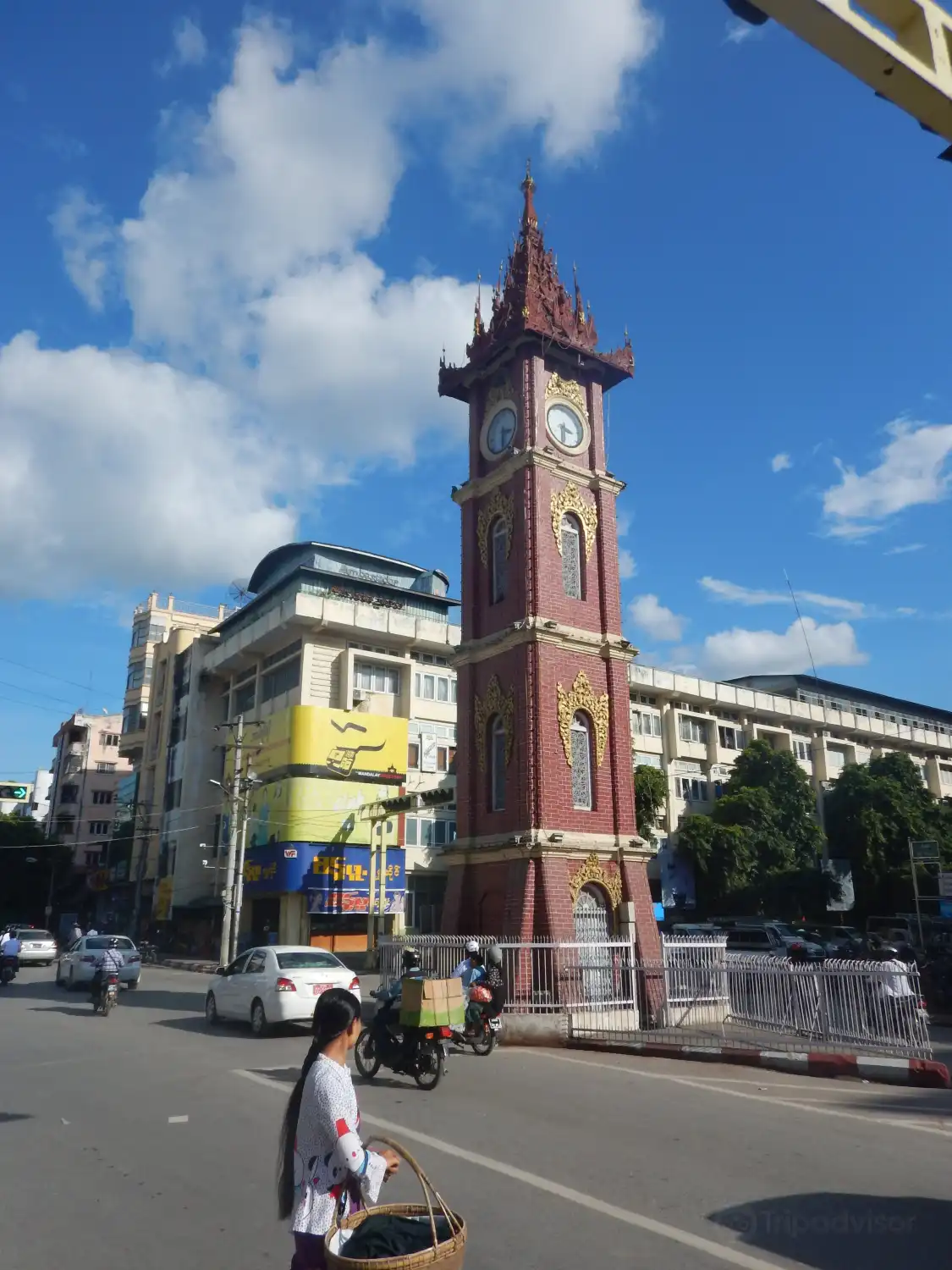 Hotels near Clock Tower