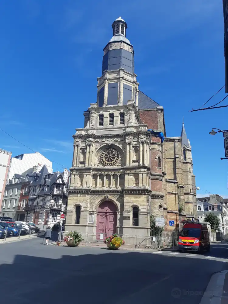 Hotels near Eglise Notre Dame de Bonsecours