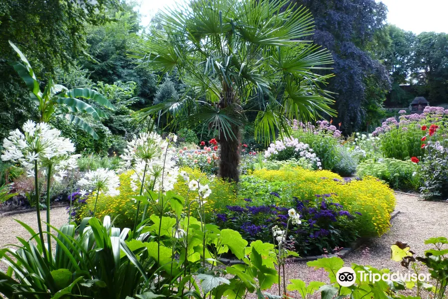 The Plantation Garden