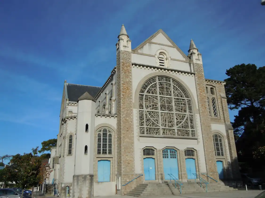 Hotels near Our Lady church