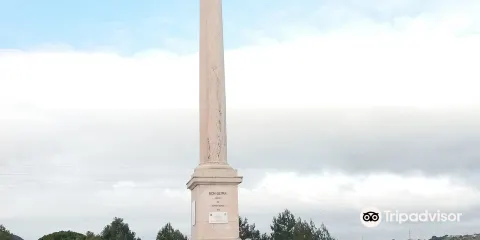 Monumento a Hercules e aos Defensores das Linhas de Torres Vedras