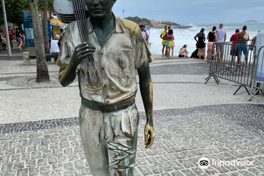 Statue of Tom Jobim