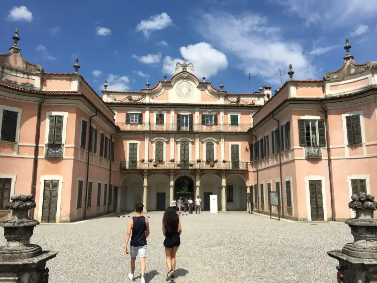 Hotels near Varese City Hall