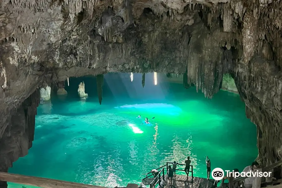 Cenote XCANAHALTUN