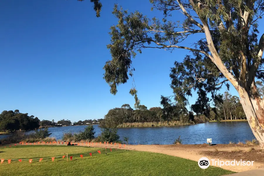 Lake Guthridge