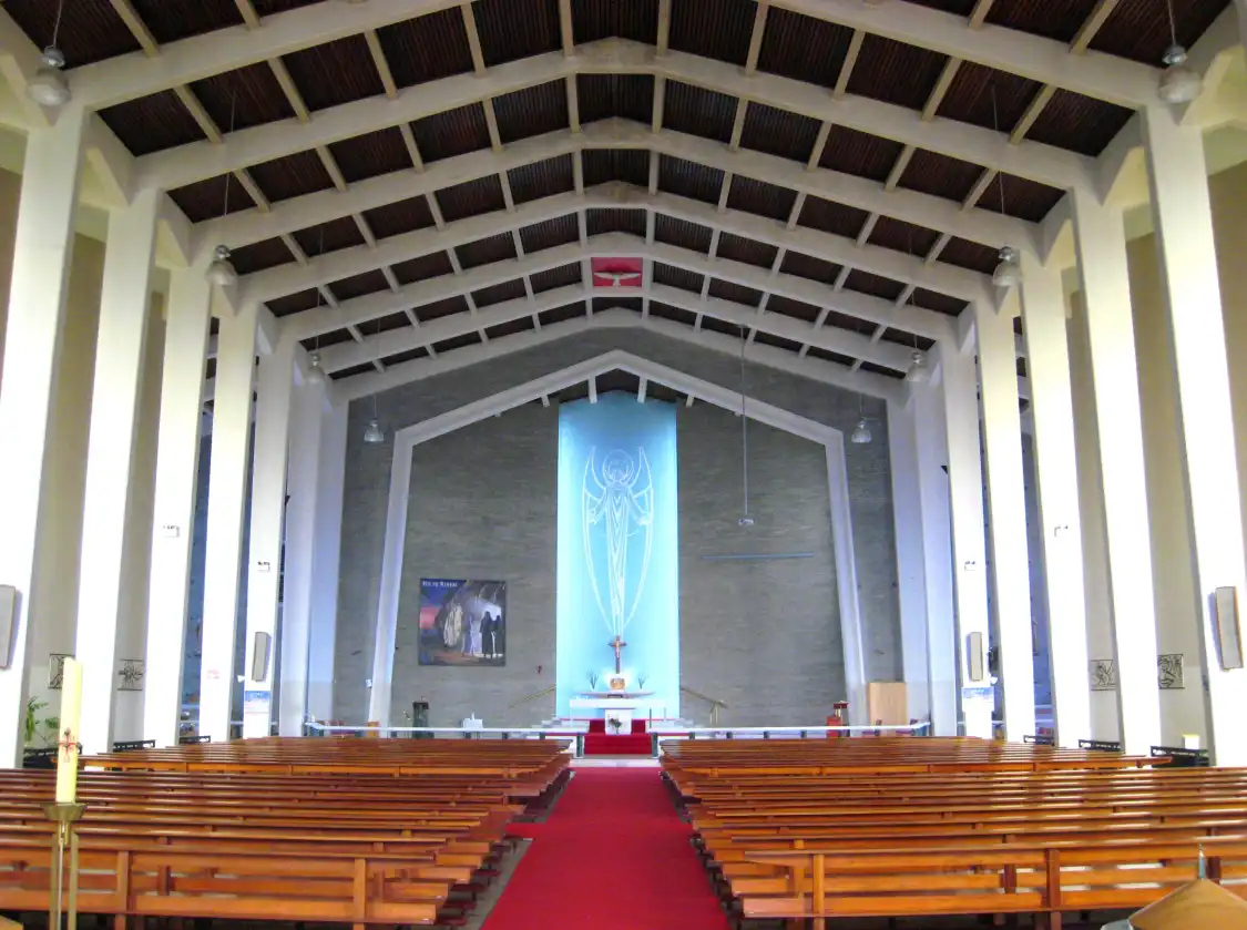 Hotels near Church of the Guardian Angels