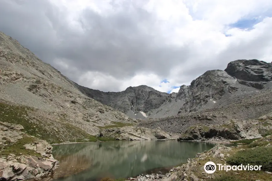 South Zapata Lake