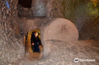 Ozkonak Underground City