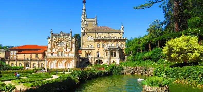 Hotels in Luso