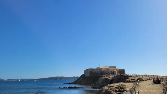 LA TOUR FONDUE