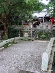 湯川子安神社