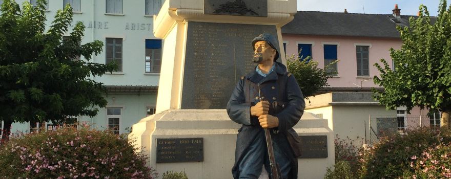 Monuments aux Morts