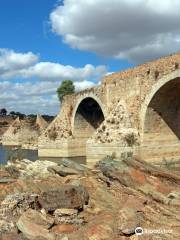 Puente de Ayuda