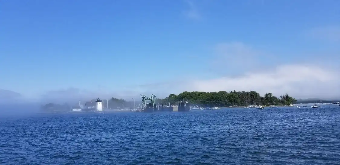 Hotels near Warren Island State Park