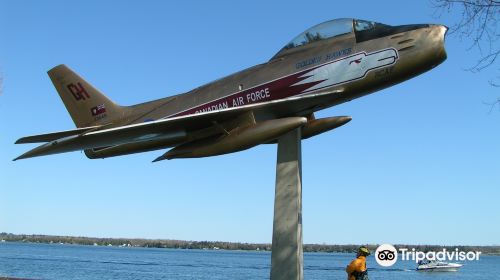 Golden Hawk CF-86 Sabre Jet