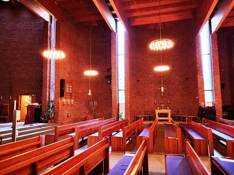Hotels in der Nähe von Åssiden kirke