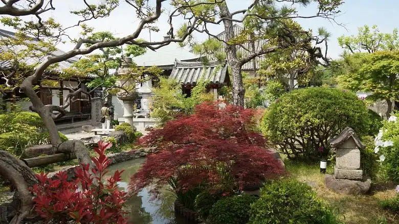 Các khách sạn gần Jurinin Temple