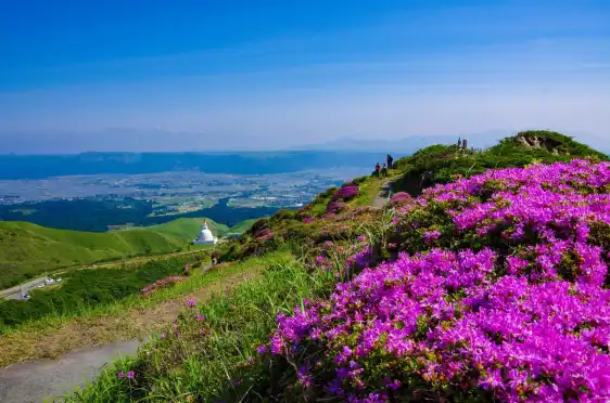 Hotels near Sensuikyo Gorge