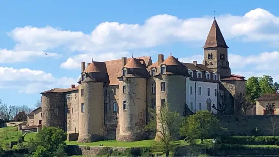 Chateau-prieure de Pommiers