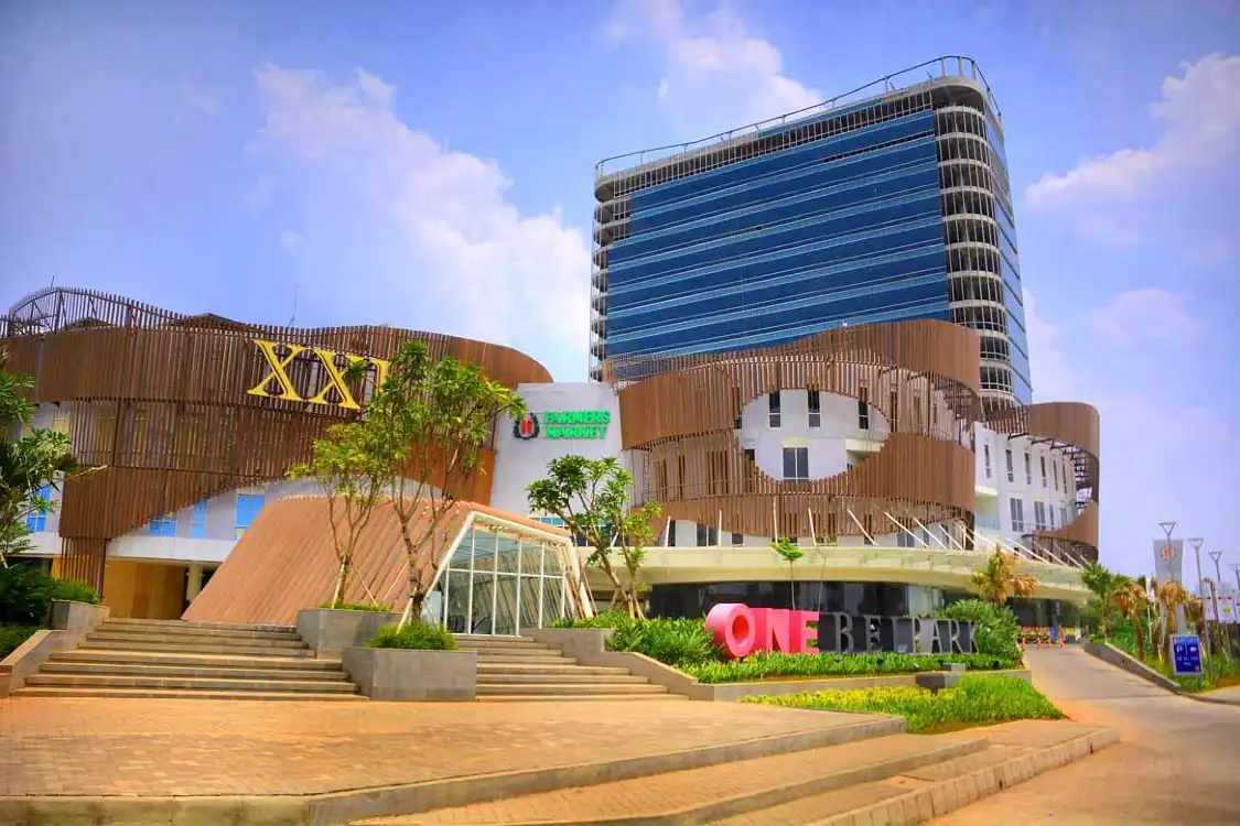 Hotels near One Belpark Mall