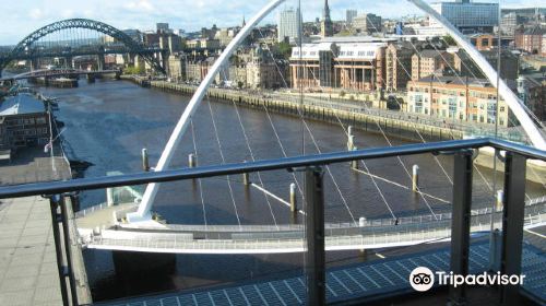 Gateshead Millennium Bridge