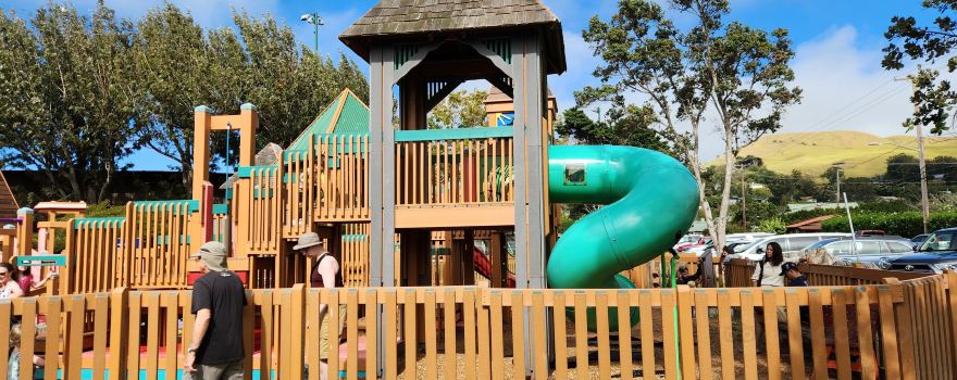 Anuenue Playground