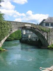 Pont sur le Gave de Pau.