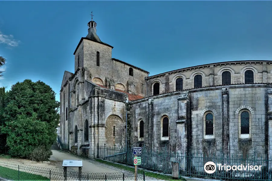 Église Saint-Cyr