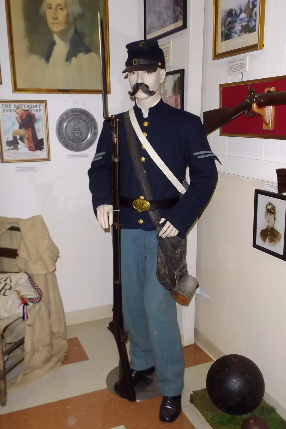 Hotels near Maine Military Museum & Learning Center