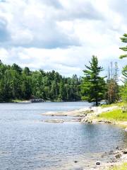 Tunnel Island Trail