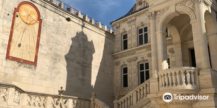 La Rochelle Town Hall