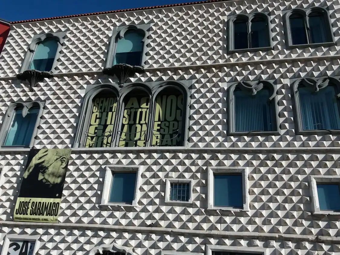 Hotel in zona Casa dei Becchi / Fondazione José Saramago