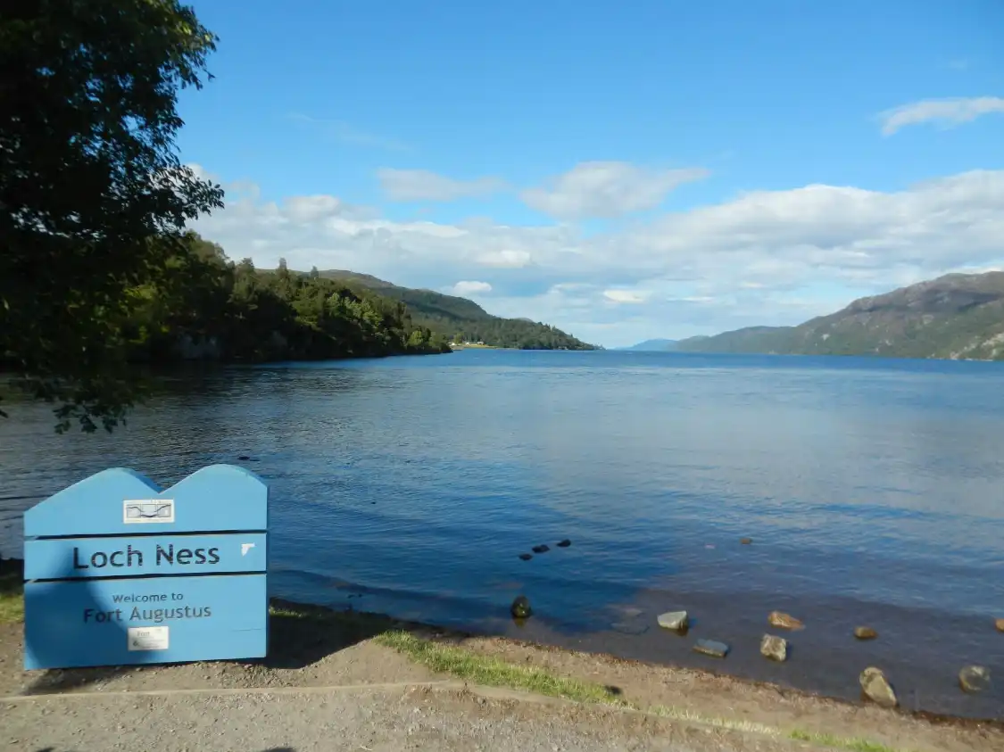 Hotels near Road to the Isles