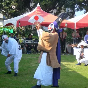 地主神社