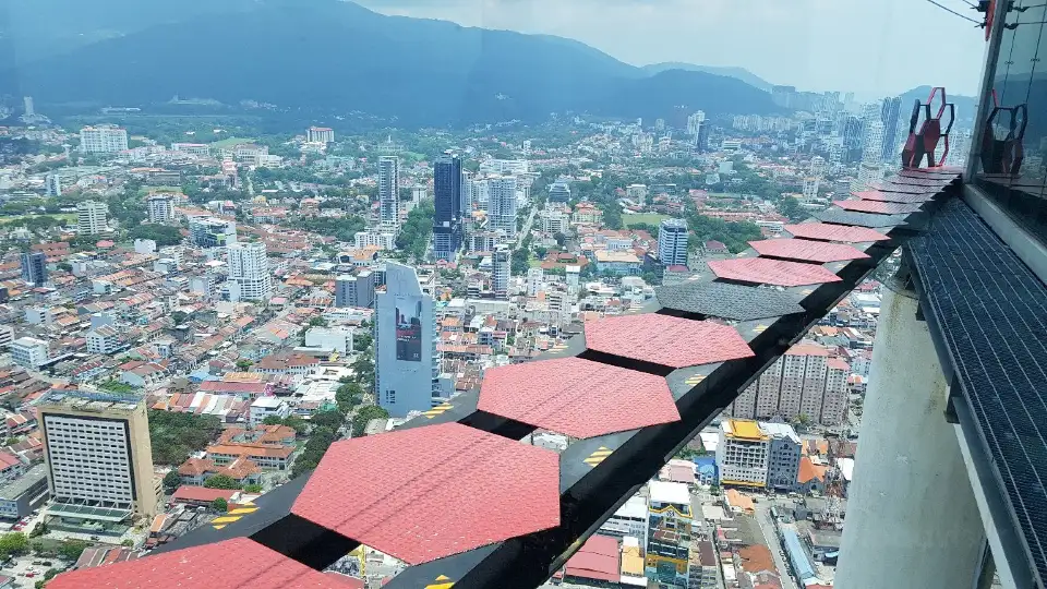 5_Rainbow Skywalk
