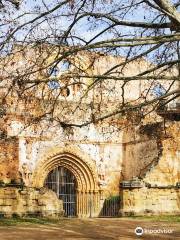 Claustro Monasterio de piedra