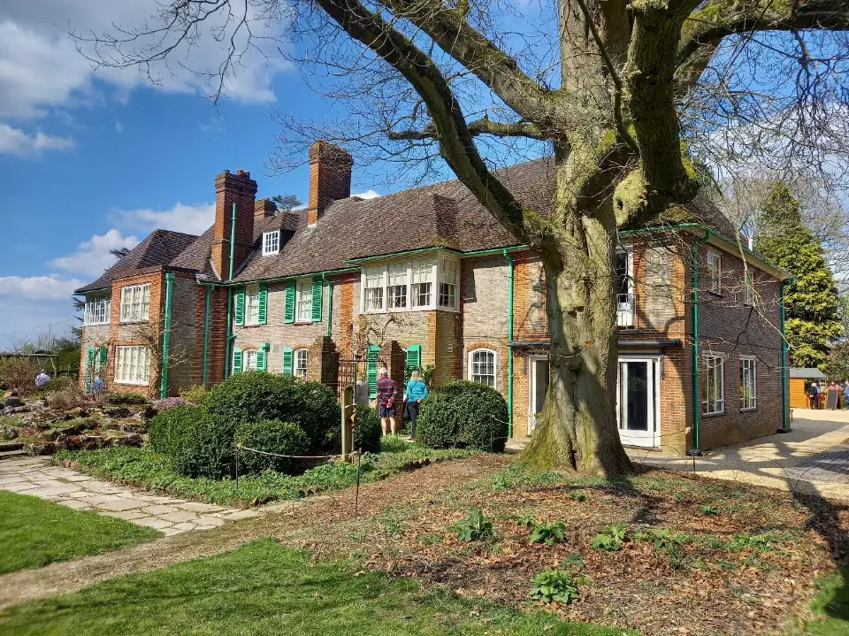 2_National Trust - Nuffield Place
