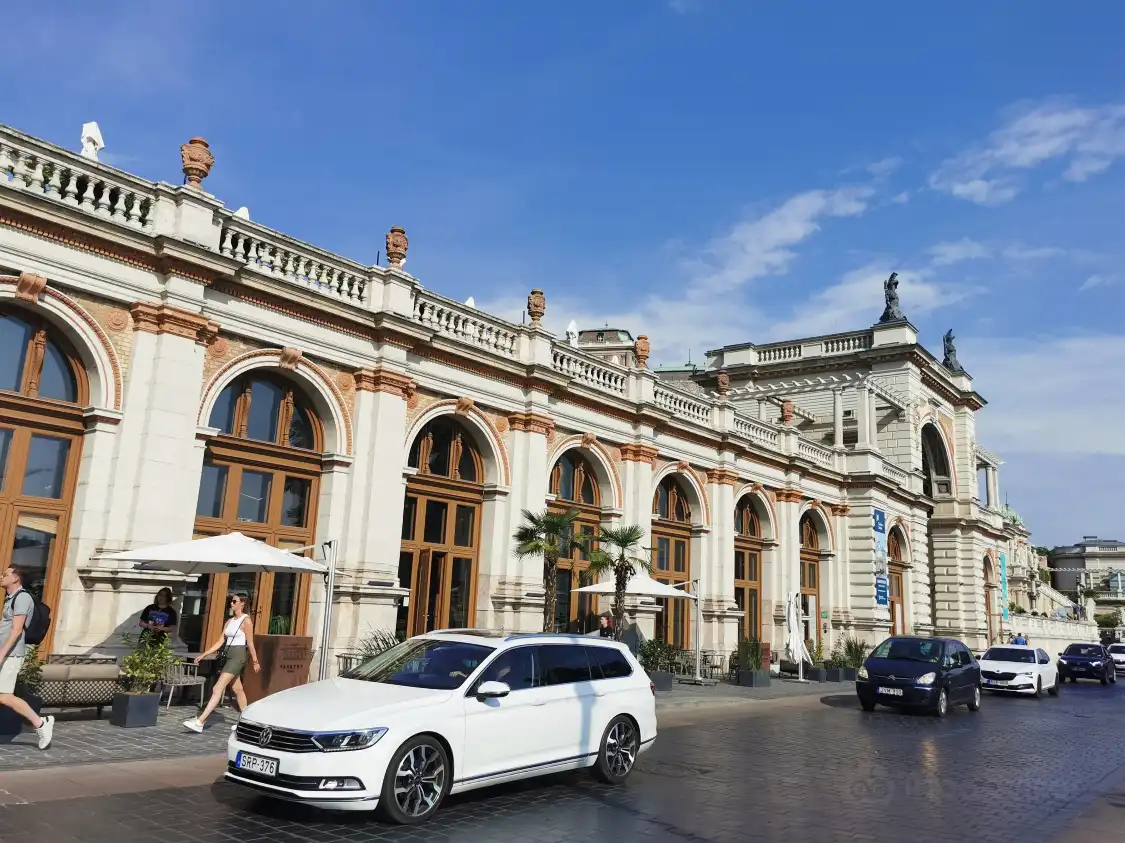 Hotel in zona Miklos Ybl Square