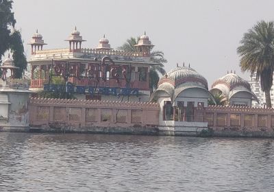 Jagmandir Palace