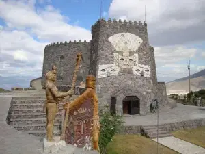 Museo Templo del Sol Pintor Ortega Maila