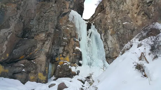 Butakovskiy waterfall